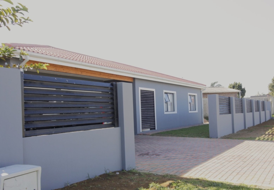 3 Bedroom Property for Sale in Wavecrest Eastern Cape